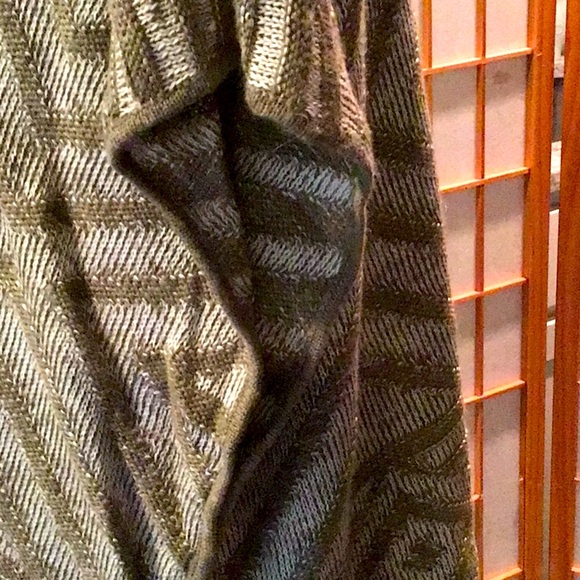 Calypso ,wrap /sweater , fits Small to Extra large , hardly worn . - Picture 5 of 10